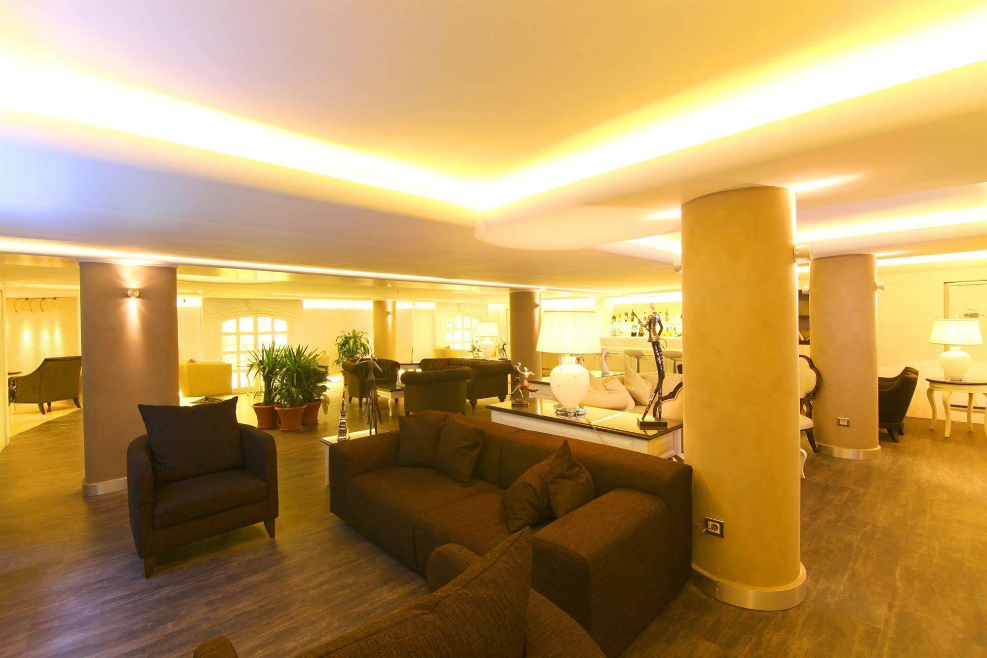 Monaco Hotel Istanbul Exterior foto