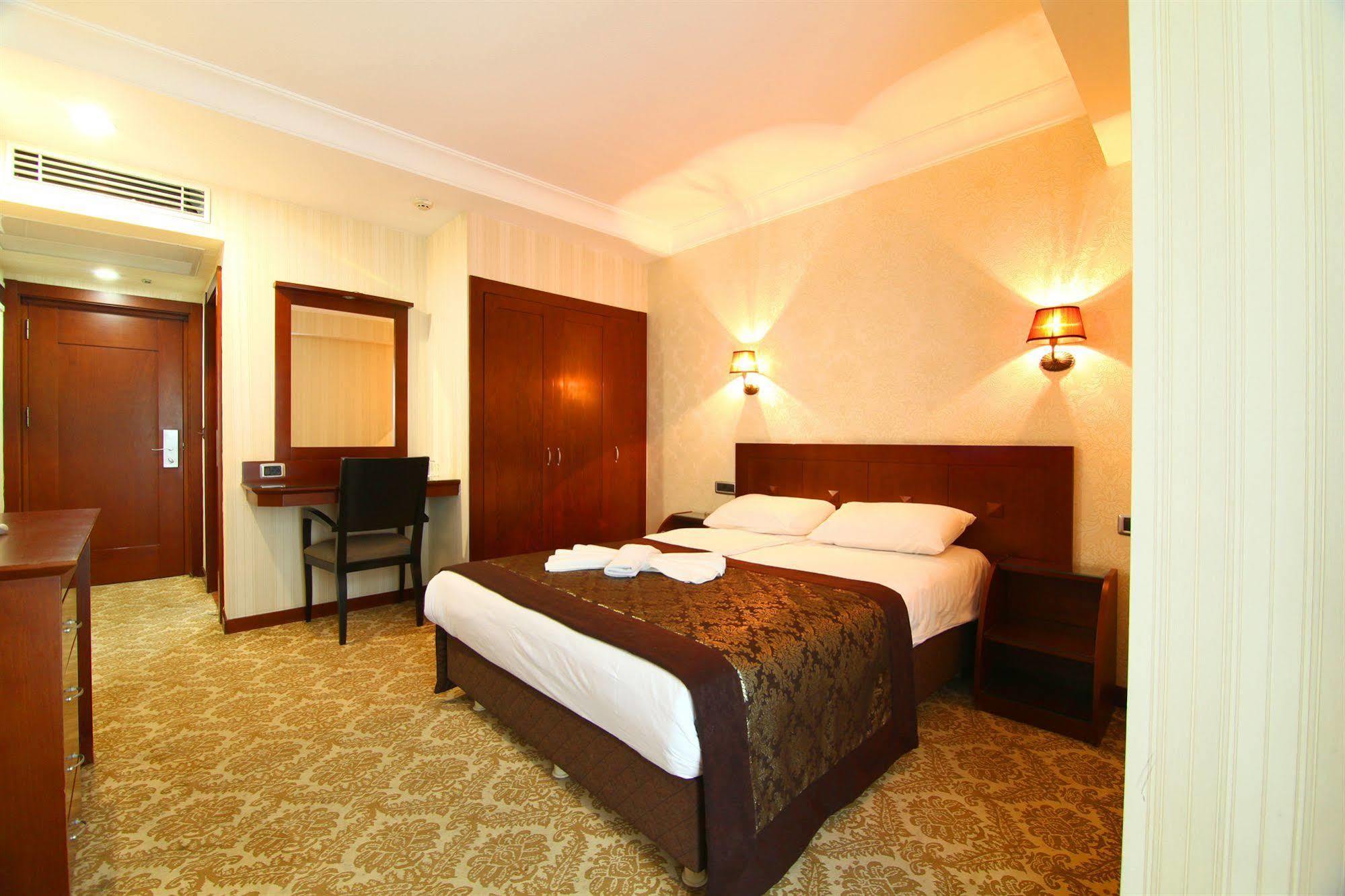 Monaco Hotel Istanbul Exterior foto